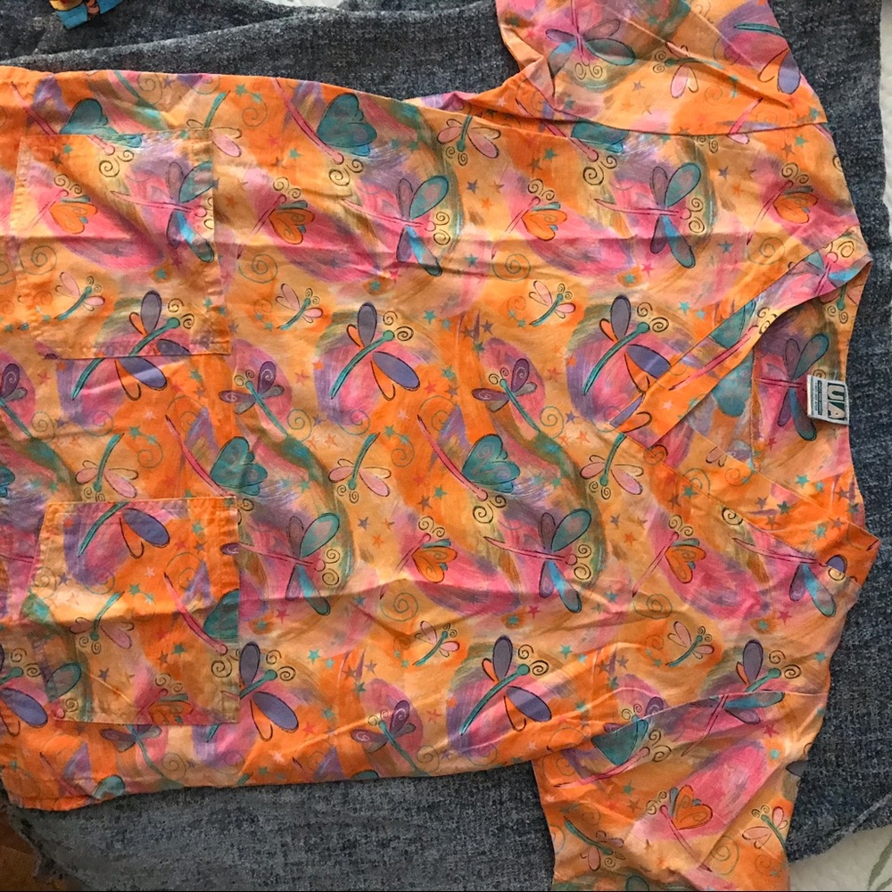 Scrub top